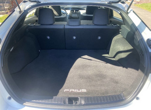 Used 2016 Toyota Prius Two image 10