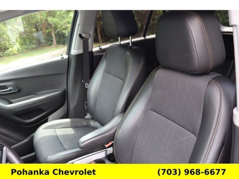 Used 2018 Chevrolet Trax LT w/ LT Convenience Package image 23
