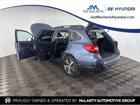 Used 2018 Subaru Outback 3.6R Limited image 18