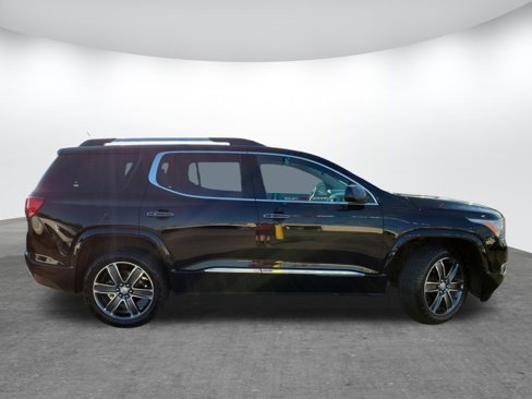 Used 2019 GMC Acadia Denali image 4