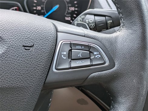 Used 2018 Ford Escape Titanium w/ Ford Safe & Smart Package image 28
