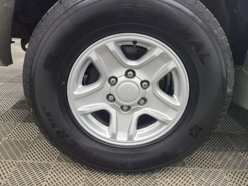 Used 2002 Toyota 4Runner SR5 image 17