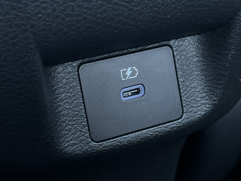 New 2025 Nissan Versa SV w/ Trunk Package image 17
