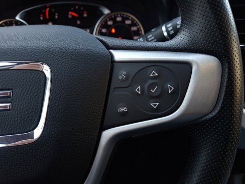 Used 2023 GMC Acadia SLE w/ Driver Convenience Package image 26