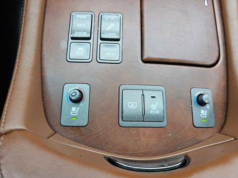 Used 2010 Lexus LS 460 image 30