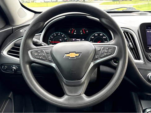 Used 2023 Chevrolet Malibu LT image 11