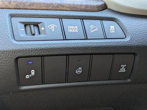 Used 2018 Hyundai Santa Fe Sport w/ 2.4L Tech Package 04 image 30