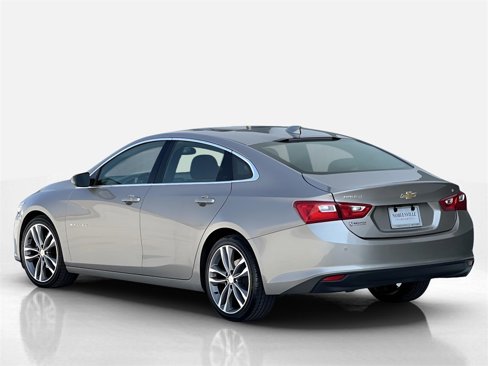 Used 2023 Chevrolet Malibu LT w/ Driver Confidence Package image 2