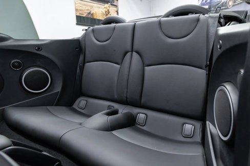 Used 2014 MINI Cooper Convertible image 25