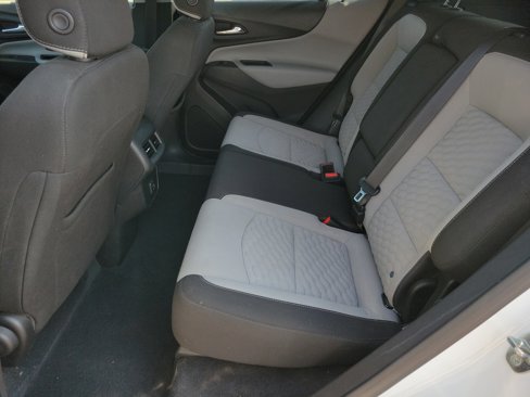 Used 2020 Chevrolet Equinox LS image 8