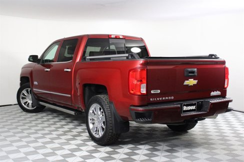 Used 2018 Chevrolet Silverado 1500 High Country image 3