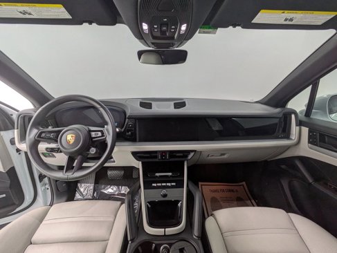 Certified 2024 Porsche Cayenne image 18
