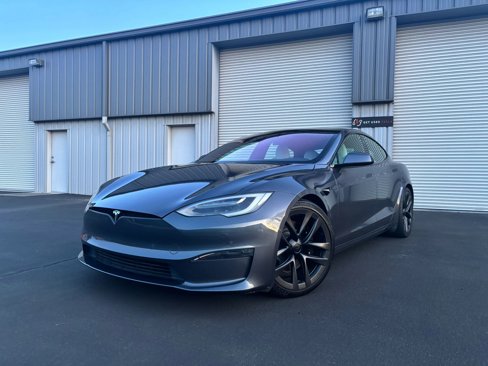 Used 2022 Tesla Model S Plaid image 4