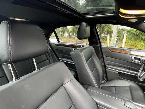 Used 2015 Mercedes-Benz E 250 BlueTEC Sedan image 47