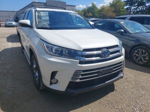 Used 2017 Toyota Highlander Limited image 1