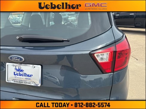 Used 2019 Ford Escape S image 8
