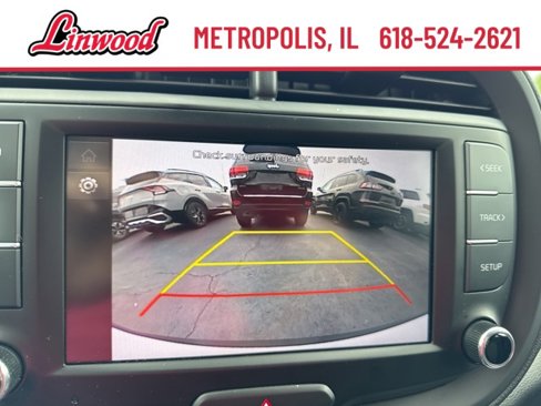 Used 2023 Kia Soul LX image 26