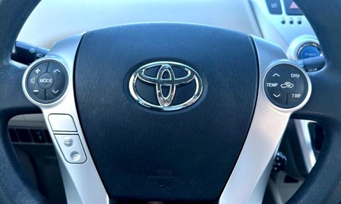 Used 2012 Toyota Prius V Two image 24
