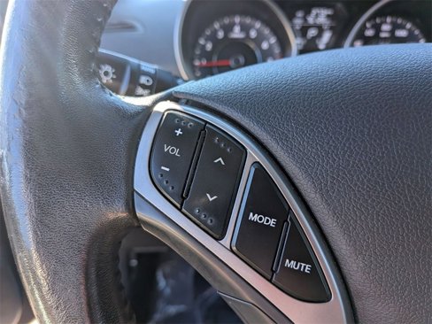 Used 2013 Hyundai Elantra Limited w/ Technology Pkg image 17