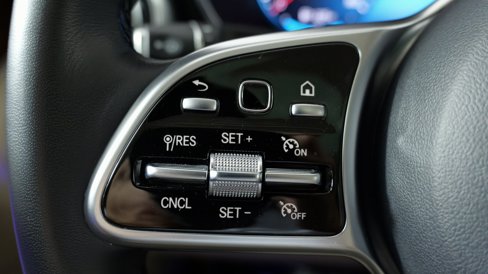Used 2022 Mercedes-Benz GLC 300 4MATIC image 50