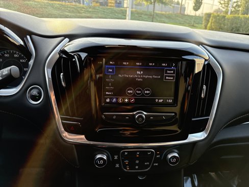 Used 2020 Chevrolet Traverse LS w/ LPO, Floor Liner Package image 29