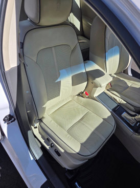 Used 2012 Lincoln MKZ image 19
