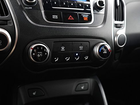 Used 2013 Hyundai Tucson GLS image 20
