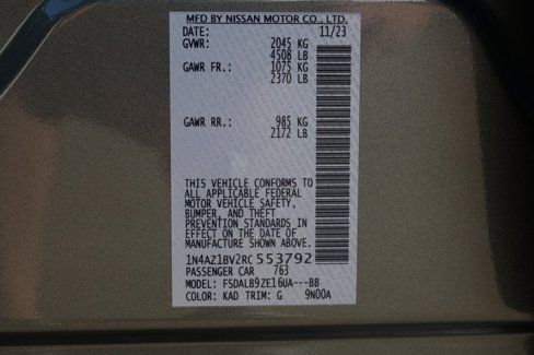 Used 2024 Nissan Leaf S image 34
