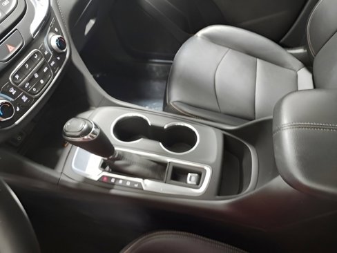 Used 2018 Chevrolet Equinox Premier image 29