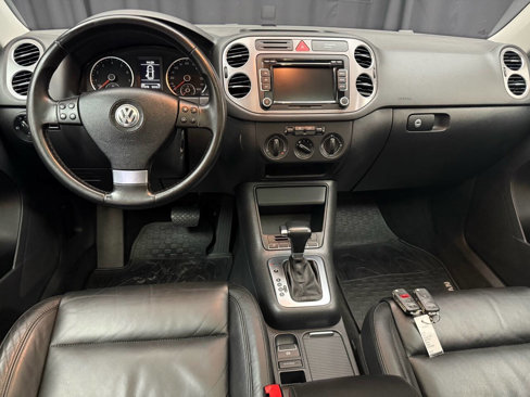 Used 2010 Volkswagen Tiguan SEL image 13