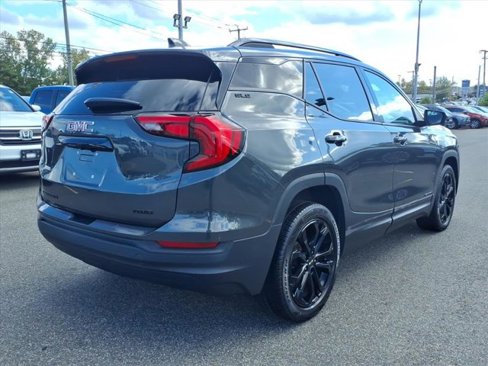 Used 2020 GMC Terrain SLE w/ Driver Convenience Package image 5