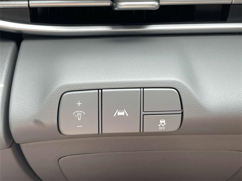 Certified 2023 Hyundai Elantra SEL image 30