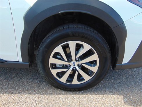 Used 2023 Subaru Outback Premium image 27