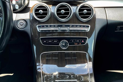 Used 2019 Mercedes-Benz C 300 Sedan image 40