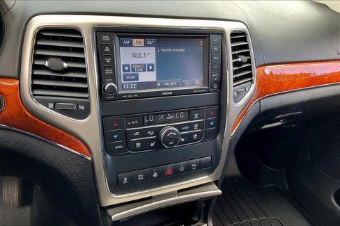 Used 2011 Jeep Grand Cherokee Overland image 15