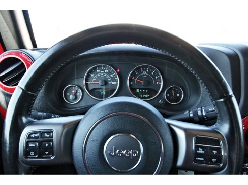 Used 2018 Jeep Wrangler Unlimited Sahara image 15