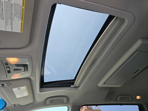 Used 2015 Toyota Sienna XLE Premium image 13
