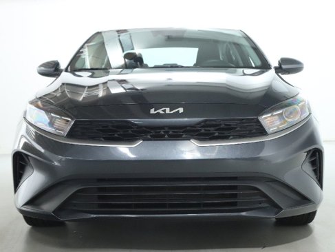 Used 2023 Kia Forte LXS image 5