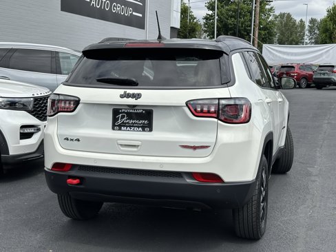 Used 2021 Jeep Compass Trailhawk image 6