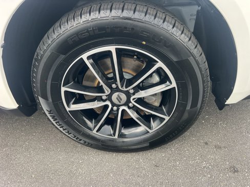 Used 2018 Dodge Journey SE w/ Blacktop Package image 13