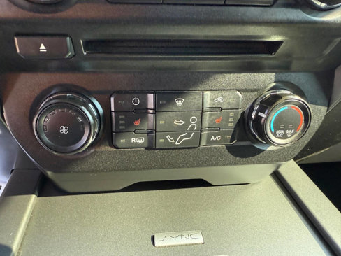 Used 2017 Ford F250 XLT w/ XLT Premium Package image 29