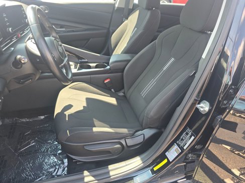 Used 2021 Hyundai Elantra SEL w/ Convenience Package image 27