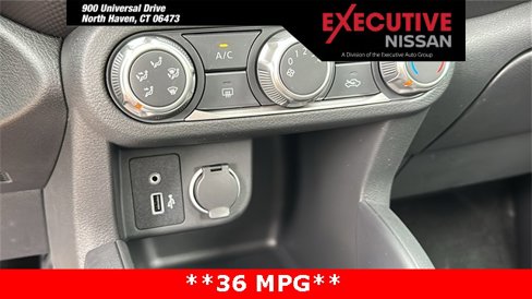 New 2025 Nissan Kicks Play S image 17