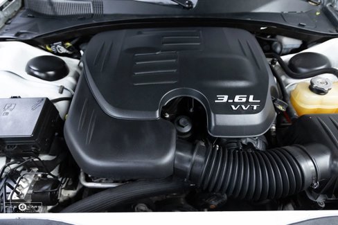 Used 2011 Dodge Charger SE image 6