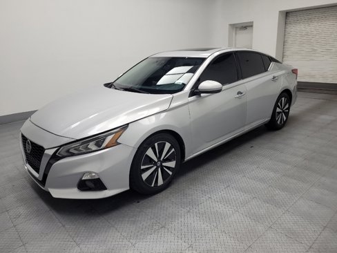 Used 2019 Nissan Altima 2.5 SL image 2