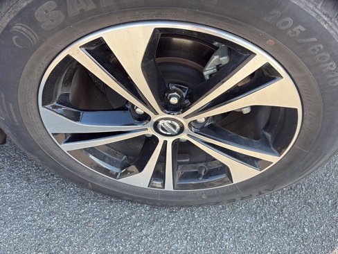 Used 2022 Nissan Sentra SV image 5