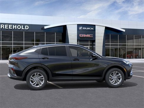 New 2025 Buick Envista Preferred w/ Advanced Safety Package image 5