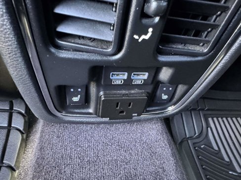 Used 2015 Jeep Grand Cherokee Overland image 15