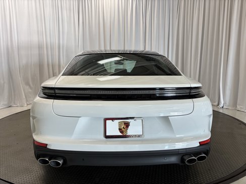 New 2025 Porsche Panamera 4 image 8