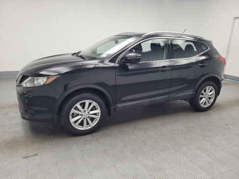 Used 2018 Nissan Rogue Sport SV image 2
